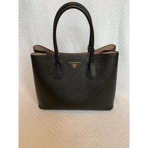 Prada Saffiano Cuir Medium Double